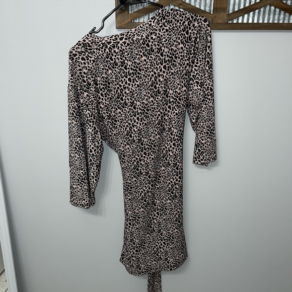 Rene Rofe Robe - Picture 2 of 3